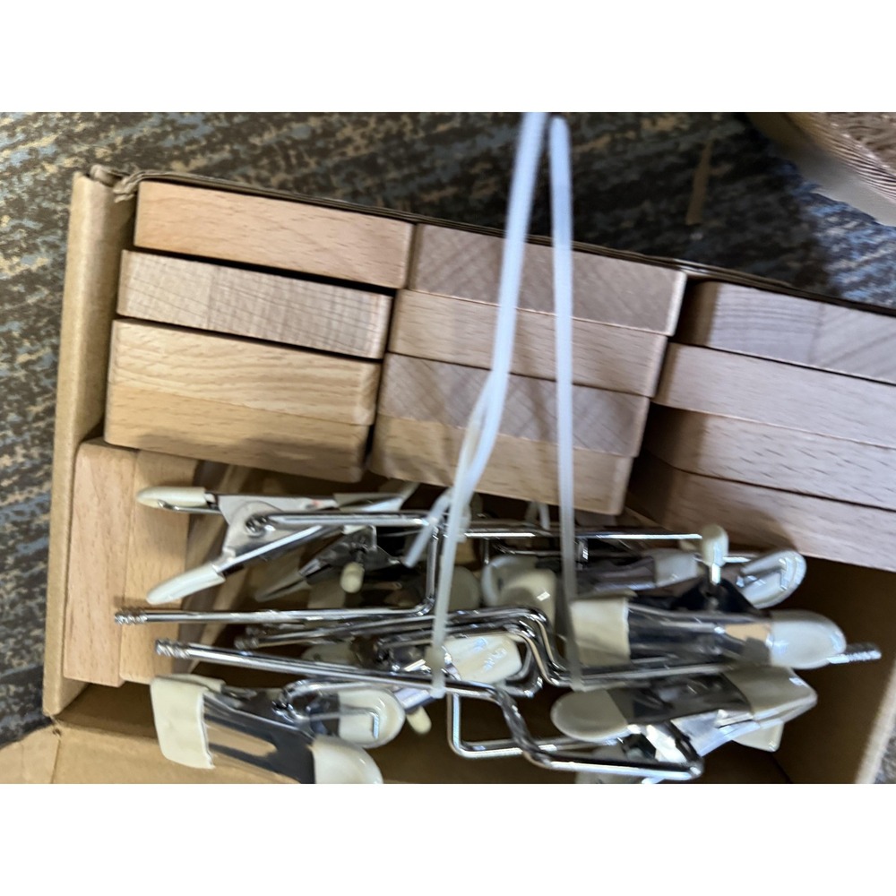 12 piece wooden table number‎ holder wooden blocks and silver clips